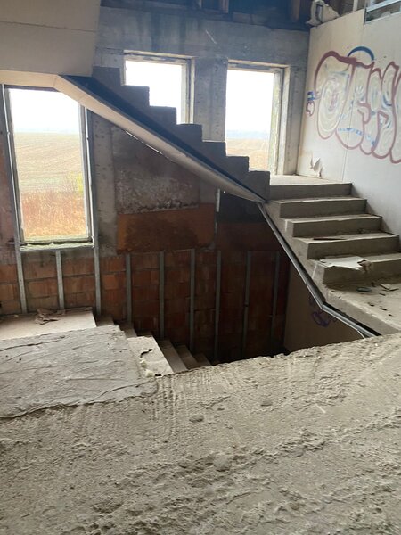 Snagov, proprietate ideala camin batrani sau locuinta, reducere mare pret.